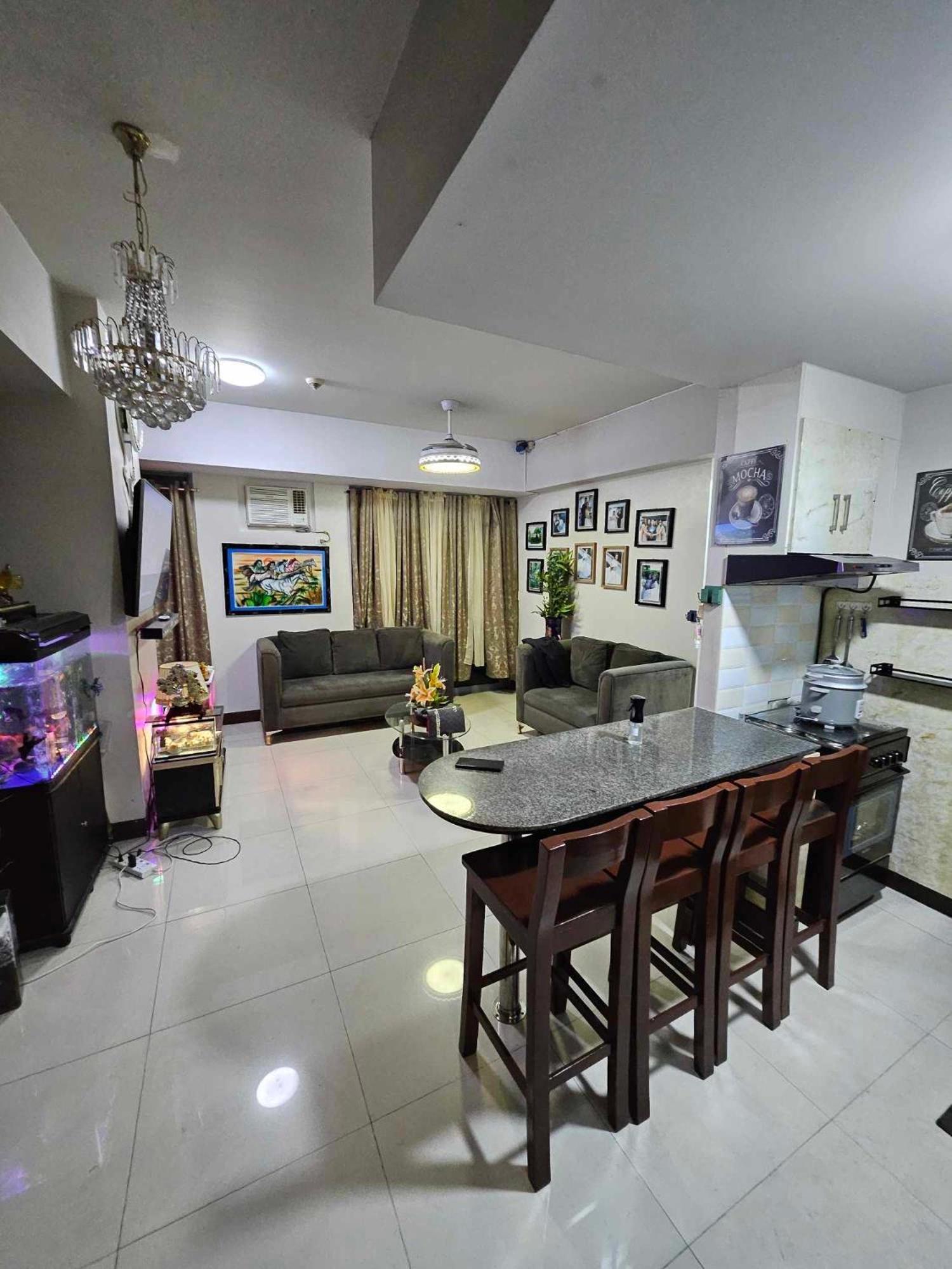 Cubao Manhattan Heights Unit 5A Tower C Quezón by Eksteriør bilde