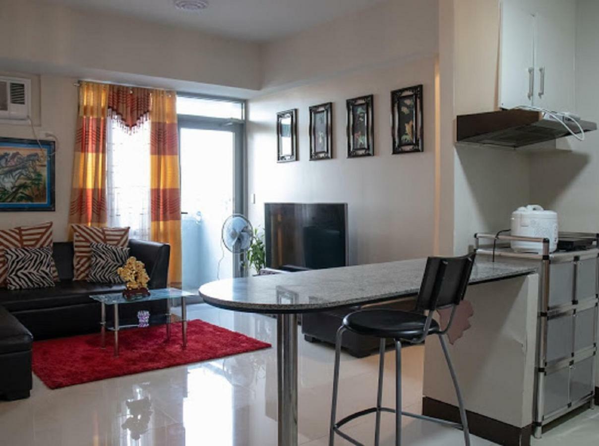 Cubao Manhattan Heights Unit 5A Tower C Quezón by Eksteriør bilde