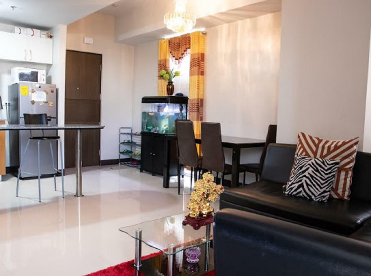 Cubao Manhattan Heights Unit 5A Tower C Quezón by Eksteriør bilde