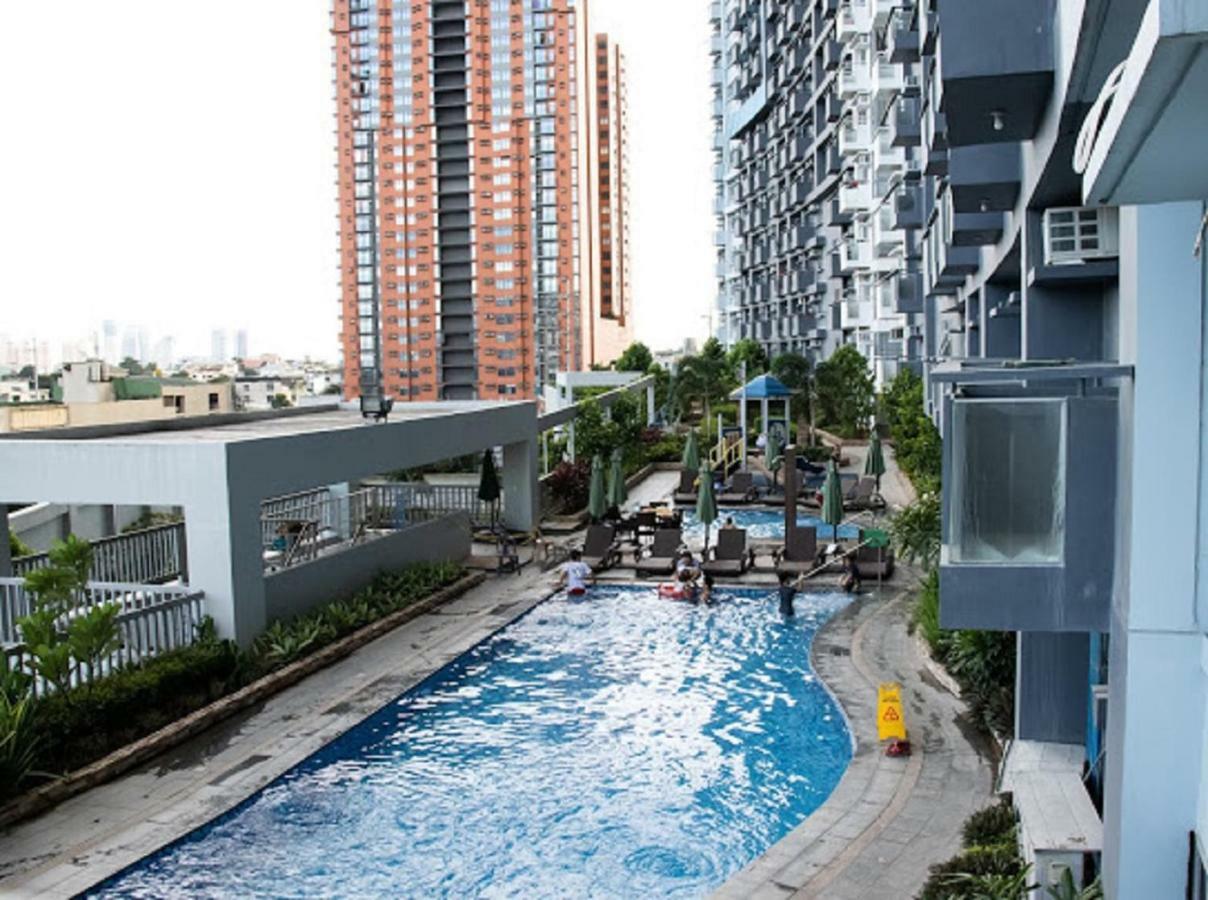 Cubao Manhattan Heights Unit 5A Tower C Quezón by Eksteriør bilde